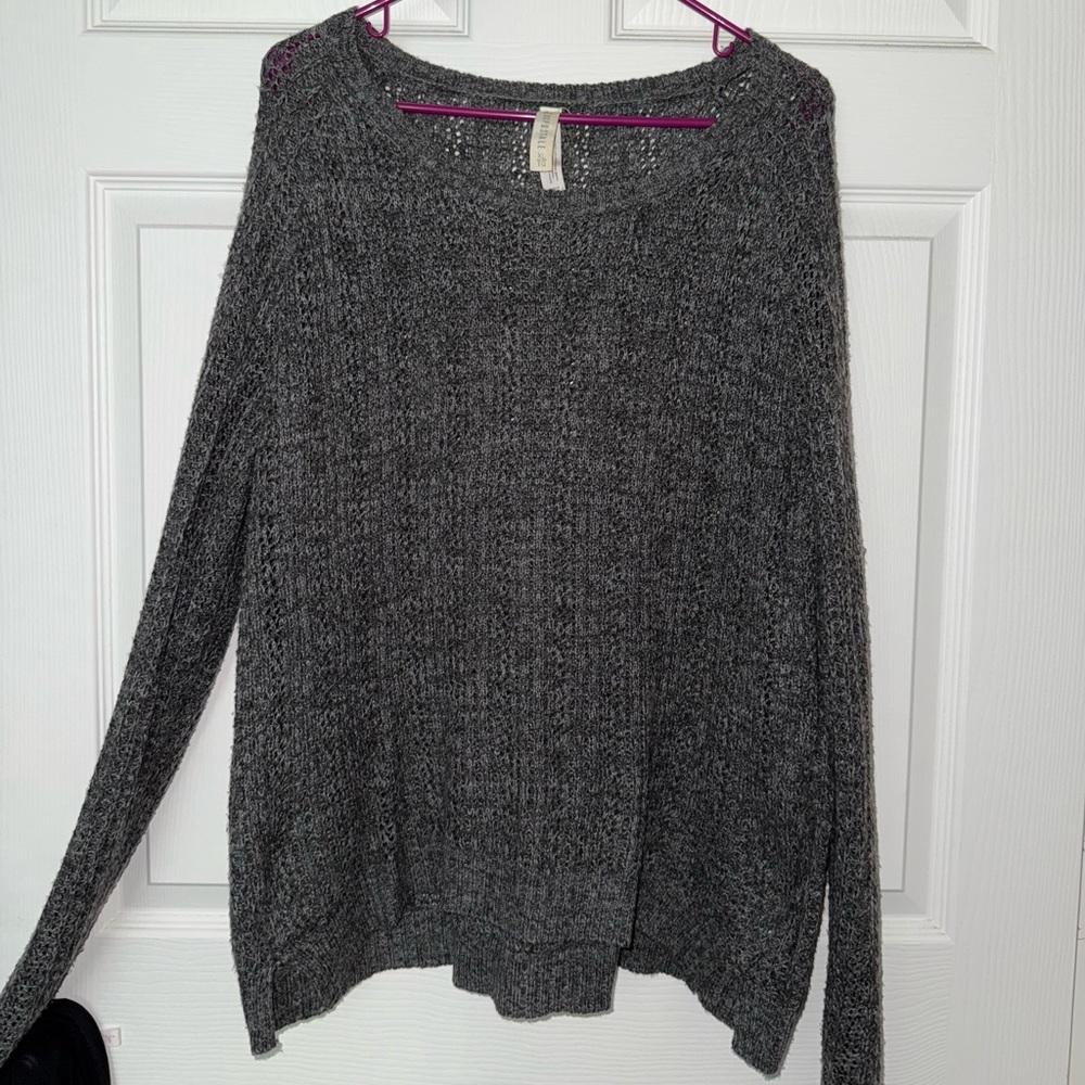 Aeropostale Knit Sweater/Long Sleeve